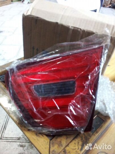 Фонарь задний правый внутренн. hyundai elantra