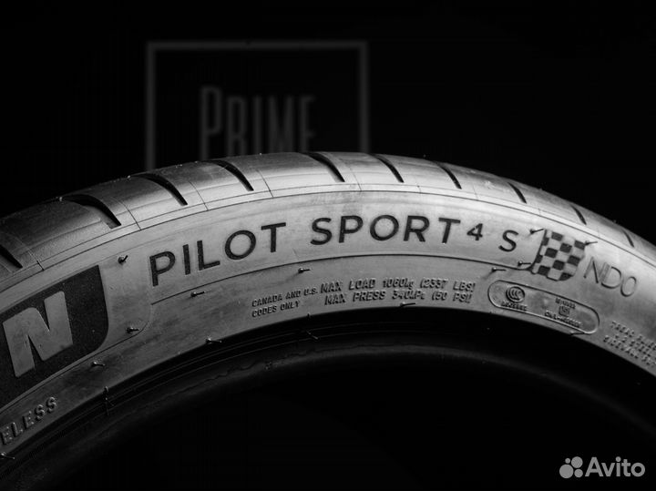 Michelin Pilot Sport 4 S 275/40 R20 и 315/35 R20 107Y