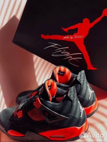 Air Jordan 4 Red Thunder