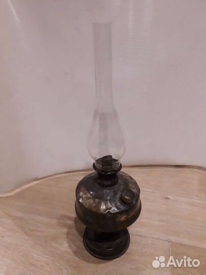 Лампа керосиновая старинная