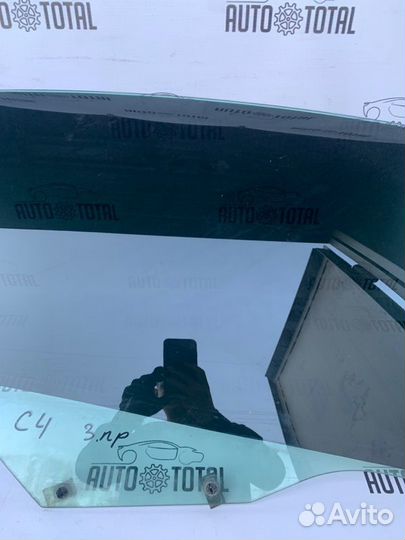 Стекло двери заднее правое Citroen C4 2011
