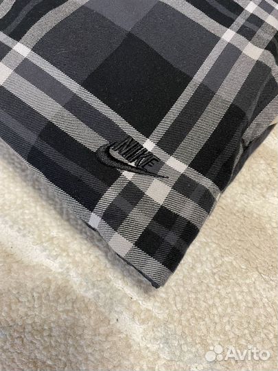 Двухстороняя жилетка nike