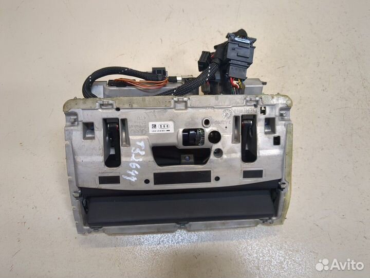 Дисплей мультимедиа Audi A3, 2016