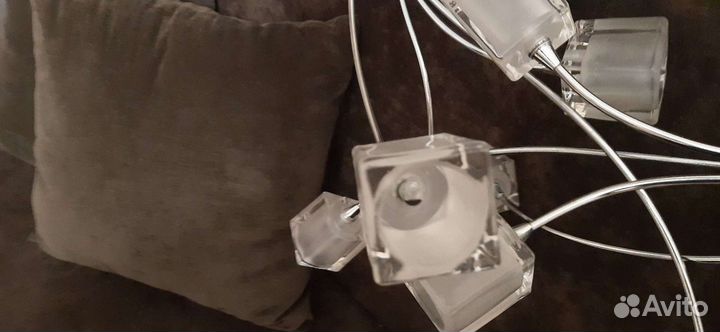 Красивая стильная люстра