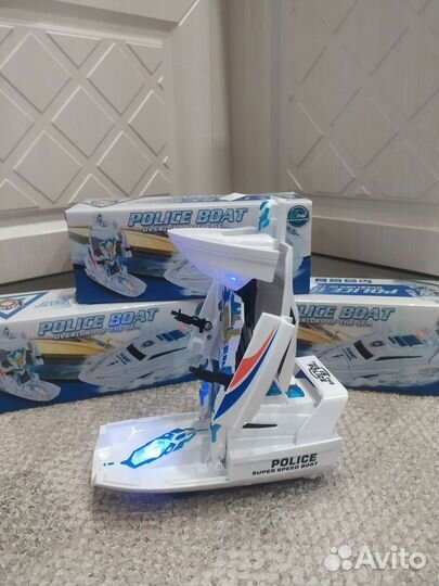 Робот катер трансформер лодка