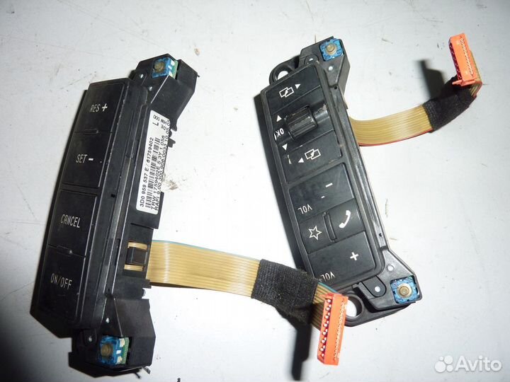 Кнопки на руль мультируль Volkswagen Touareg