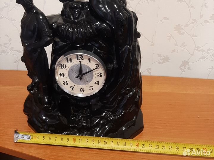 Часы молния настольные