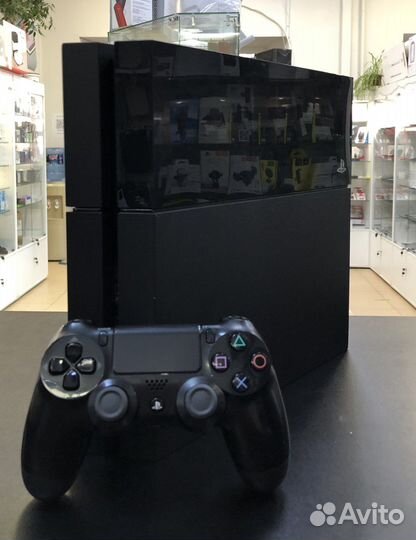 Б/У Sony Playstation 4 Fat CUH-1008A