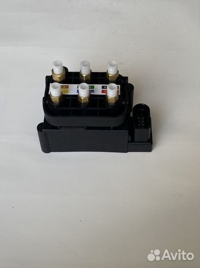 Блок клапанов Мерседес w212 w166