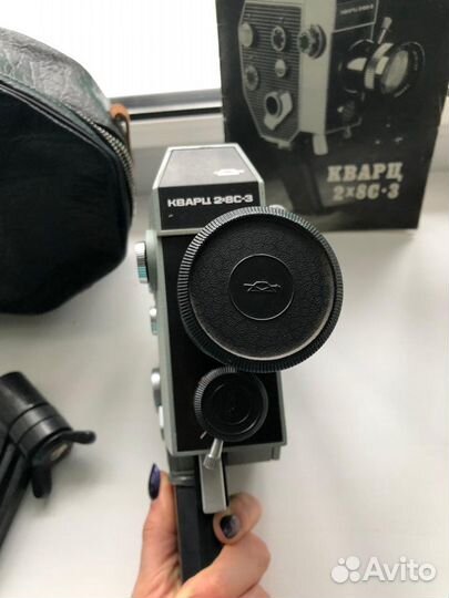 Любительский киносъемочный аппарат