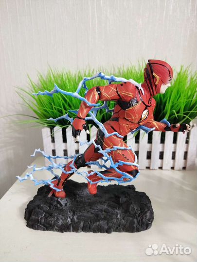 Фигурка Flash