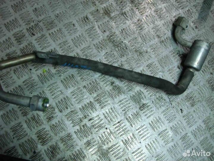 Трубка Nissan Elgrand E51 2002-2010