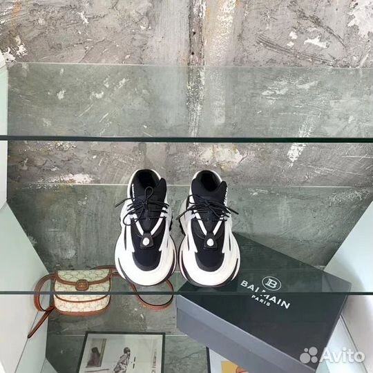 Кроссовки Balmain Unicorn, б/у