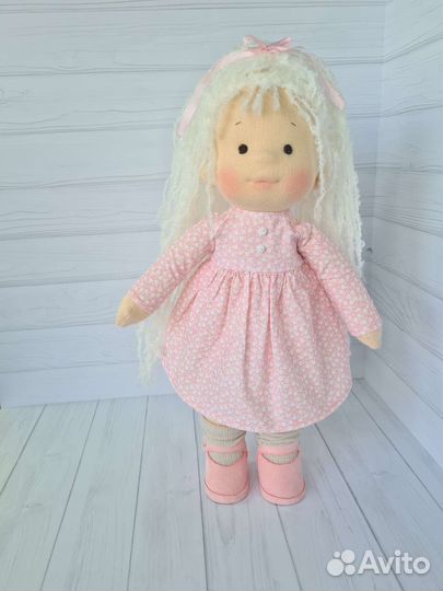 Текстильная кукла ручной работы