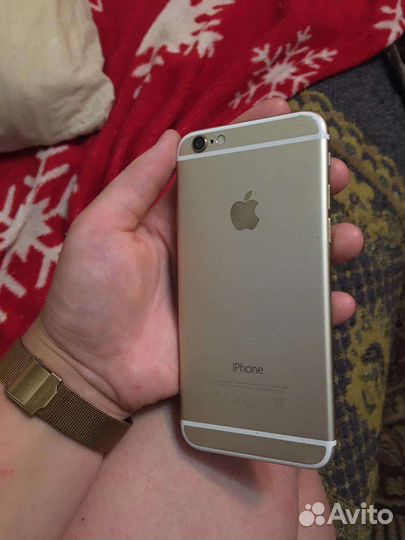 Телефон iPhone 6s
