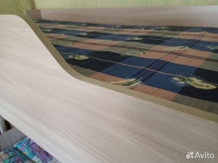 Детская двухярусная кровать