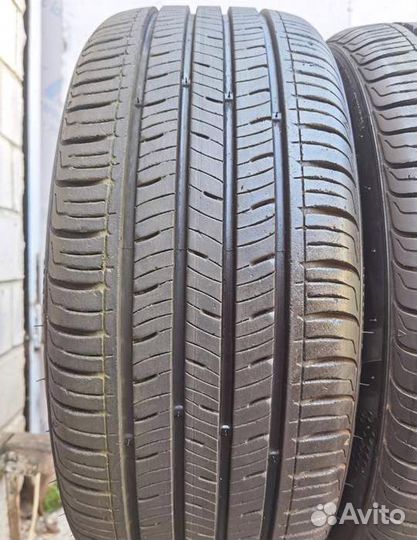Kumho Solus TA31 215/50 R17 95V