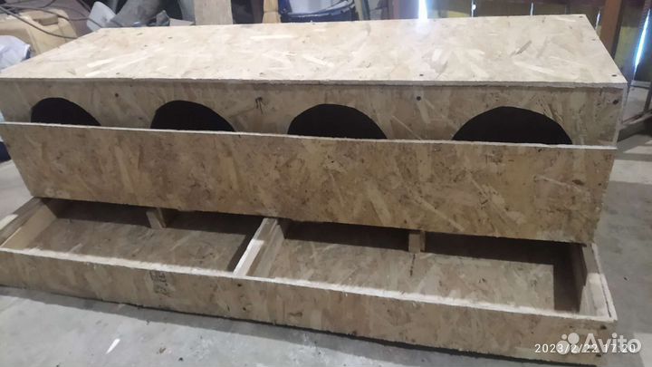 Гнезда для кур с яйцесборником