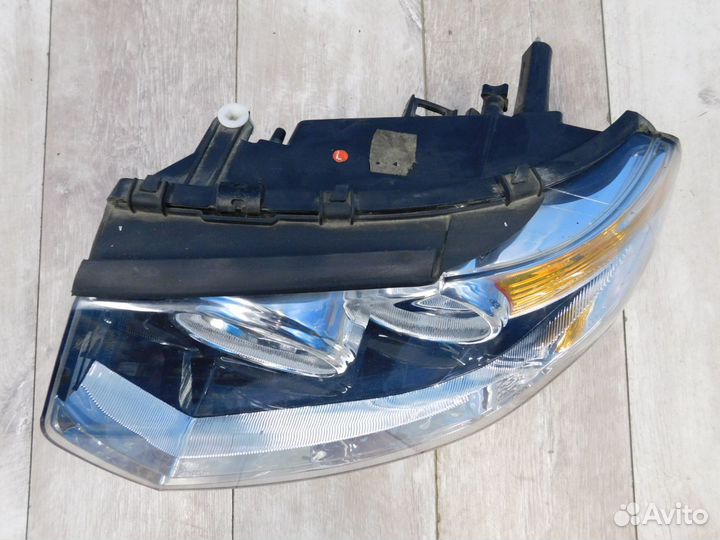 Фара левая UAZ Patriot 2014