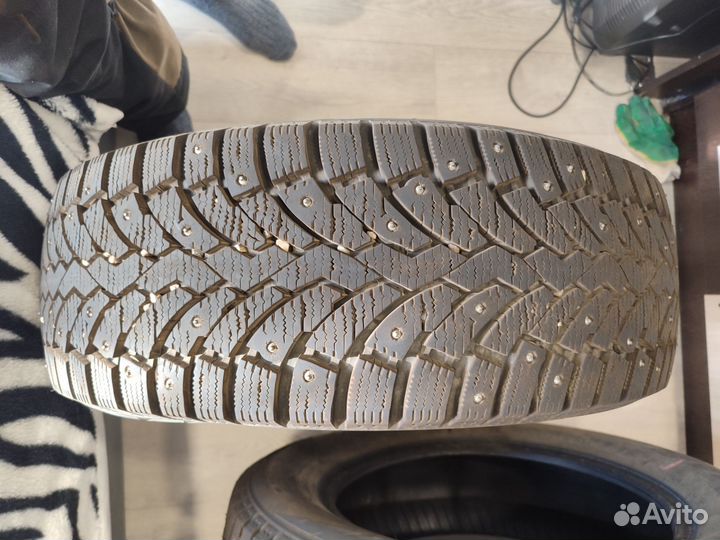 Formula Ice 215/60 R16 99S