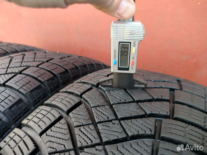 Pirelli Ice Zero FR 225/65 R17 106T
