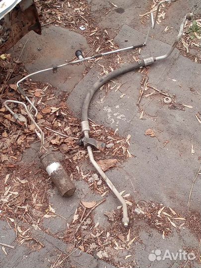 Mitsubishi carisma трубки кондея