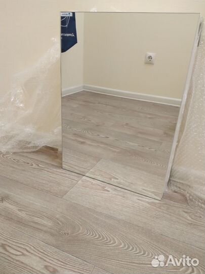 Зеркало- шкаф, 401455 см