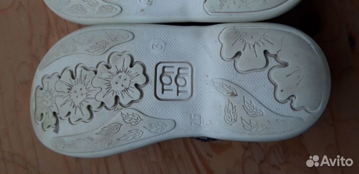 Сандалии 25 размер