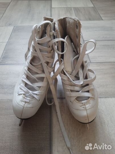 Коньки размер 34