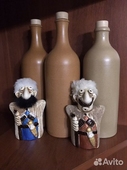 Бутылки и фигурки Грузия