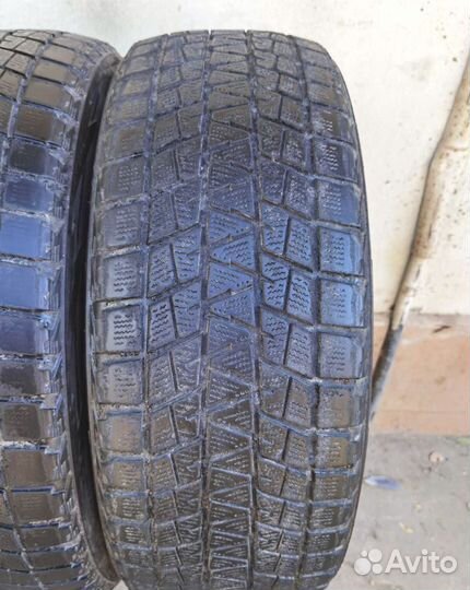 Bridgestone Blizzak DM-V1 235/60 R18 107R