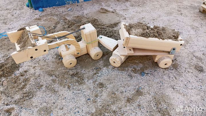 Трактор с прицепом 55х17х14.5 см