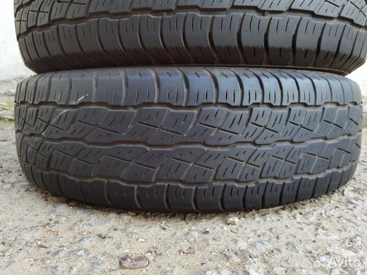 Bridgestone Dueler H/T 687 215/70 R16 99H
