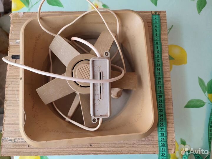 Вентилятор вытяжной оконный СССР