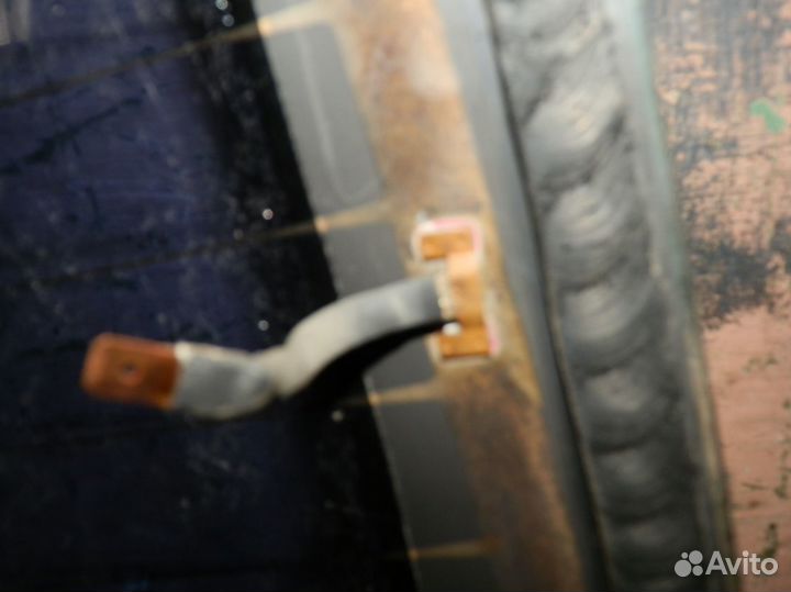 Стекло заднее седан Форд Фокус 1