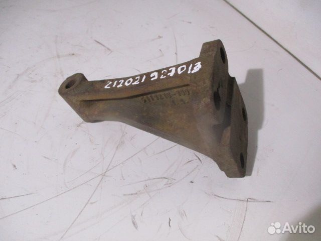 Кронштейн двигателя передний MAN 51192103007