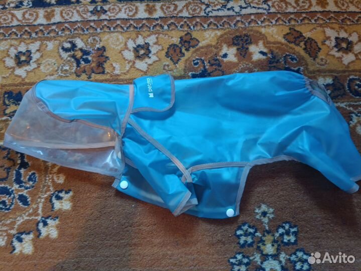 Дождевик для маленькой собаки