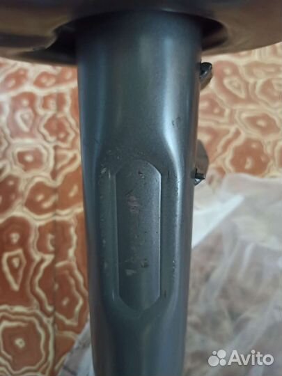 Стойка амортизатора