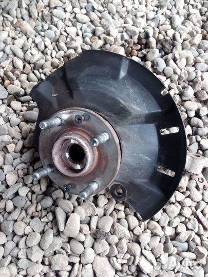 Передняя цапфа Kia Rio 3