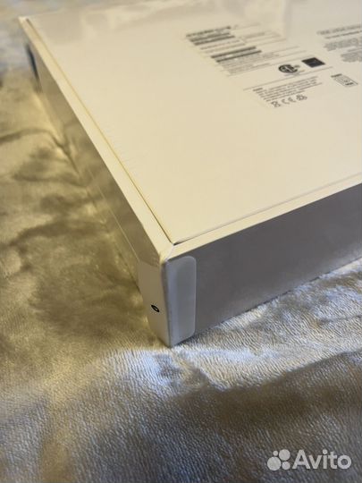 Macbook pro 13 2022 m2 8/256 Silver mnep3
