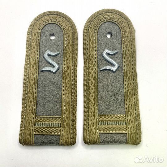 Пара погон гдр