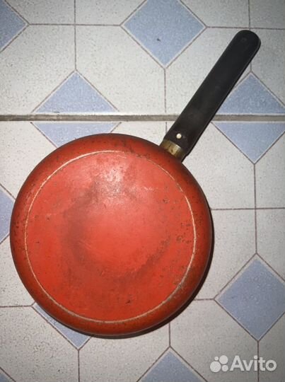 Набор кастрюль