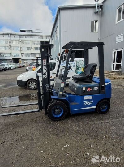 Вилочный погрузчик TRF D15-4I
