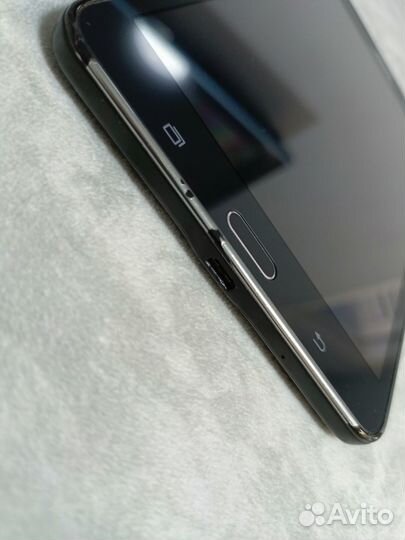Продам планшет samsung Таб 4