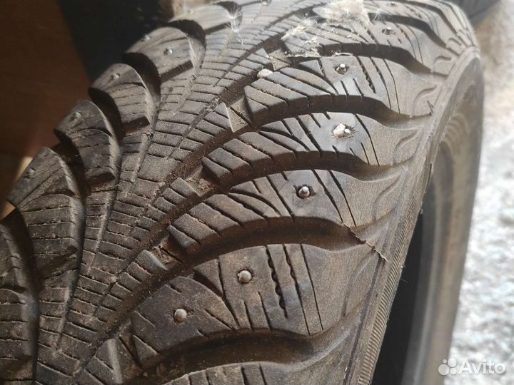 Goodyear UltraGrip Extreme 185/65 R15