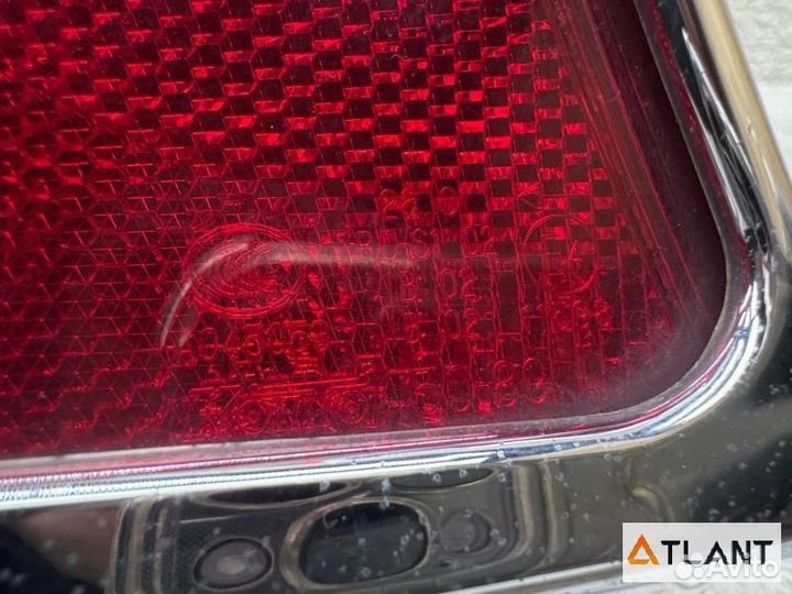 Стоп-сигнал задний левый lexus LS460