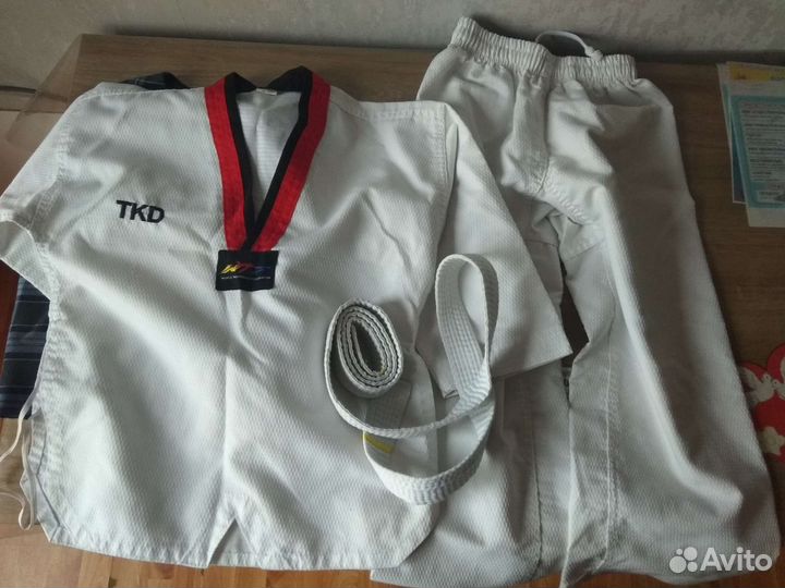 Форма для тхэквондо на рост 130 см