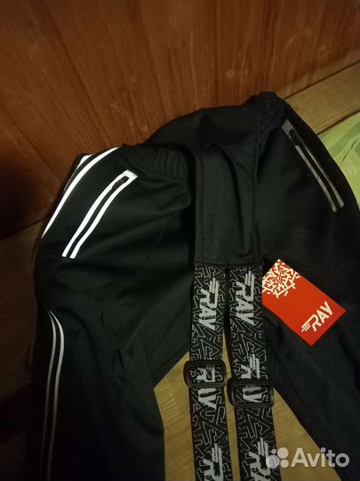 Спортивный костюм