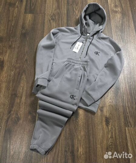 Спортивные костюмы Calvin Klein