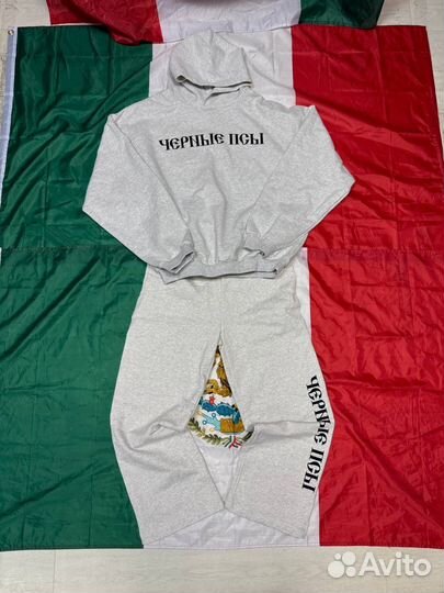 Костюм yeezy Черные Псы оригинал